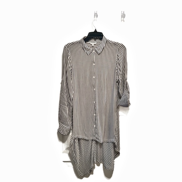 Max Studio Tops - Max Studio Monochrome Striped Shirt